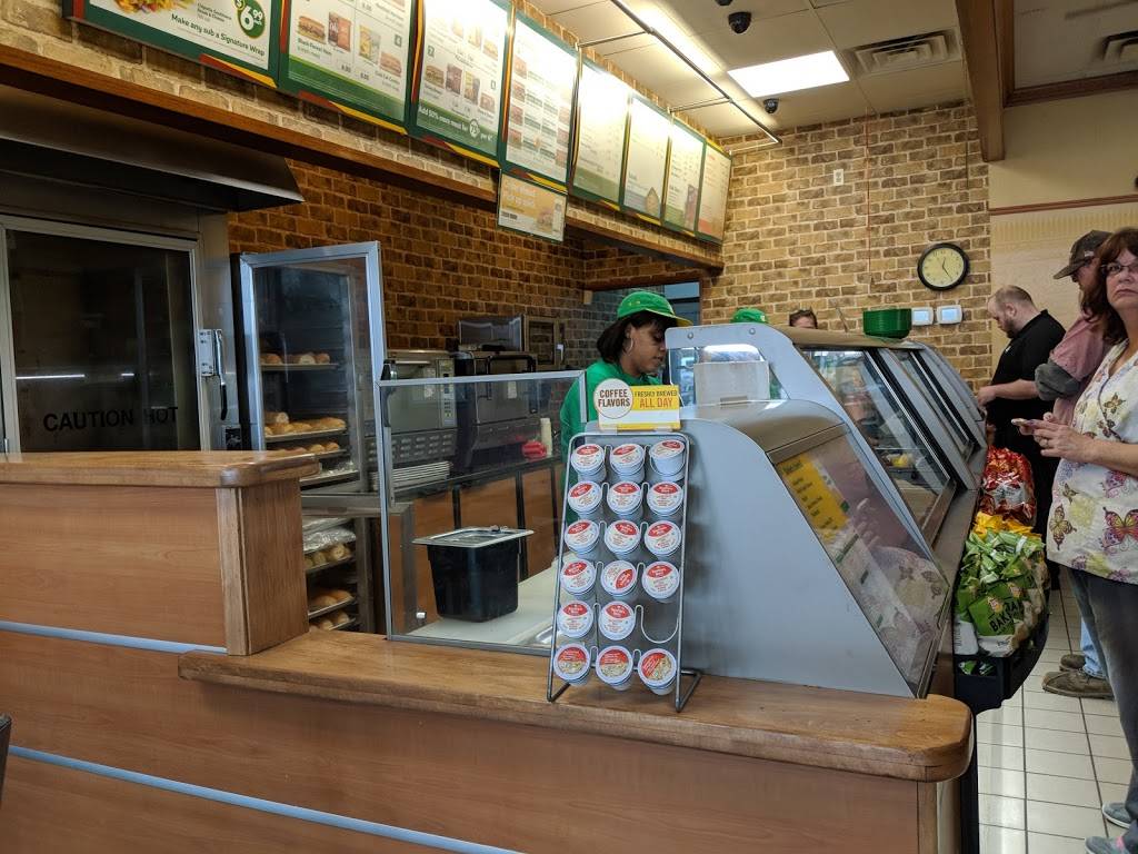 Subway | 2808 Yadkin Rd, Chesapeake, VA 23323 | Phone: (757) 558-8833