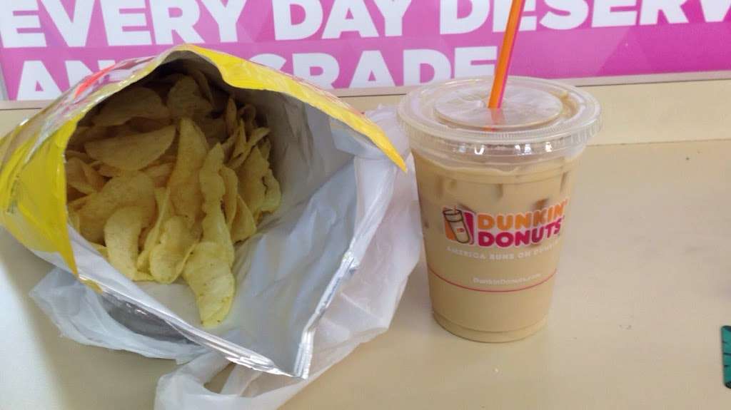 Dunkin Donuts | 29 Hayward St, Braintree, MA 02184, USA | Phone: (781) 849-0099