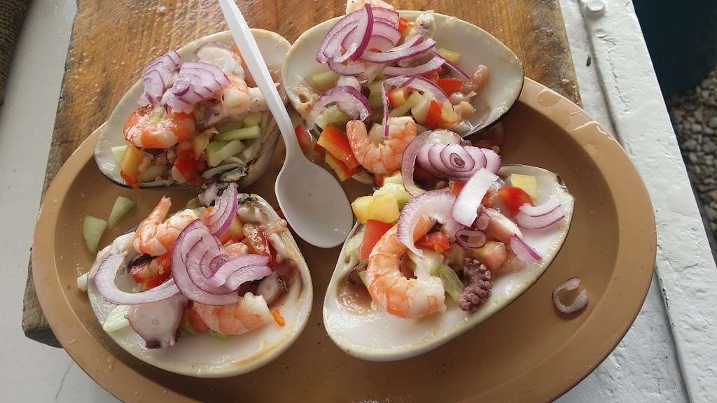 Mariscos El Paisa | 22185, Centenarios 2, Sanchez Taboada, 22185 Tijuana, B.C., Mexico | Phone: 664 198 1428