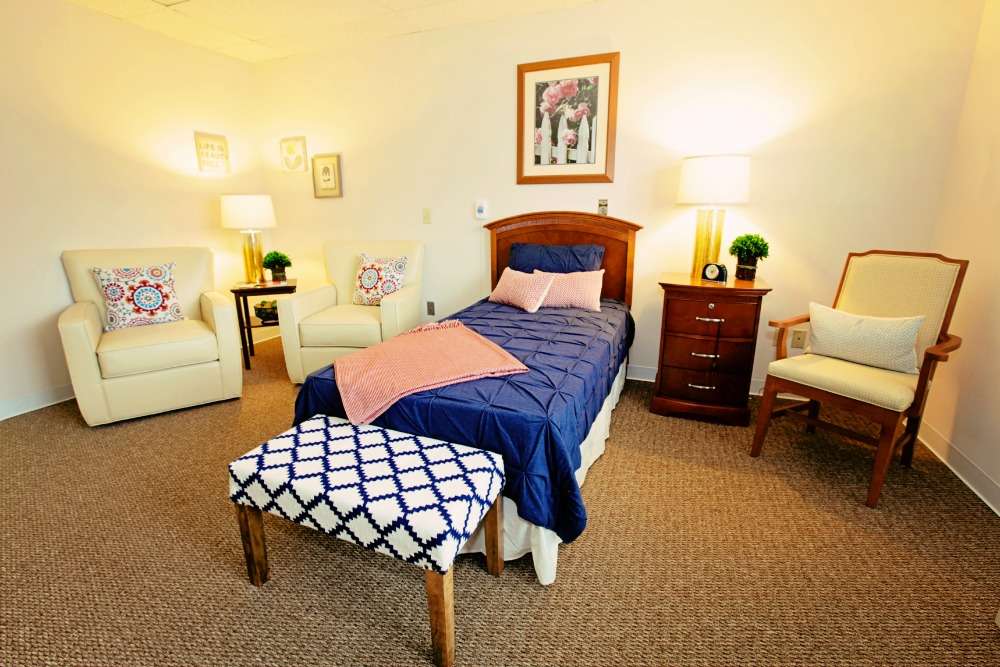 Commonwealth Senior Living at Farnham | 511 Cedar Grove Rd, Farnham, VA 22460, USA | Phone: (804) 445-2256