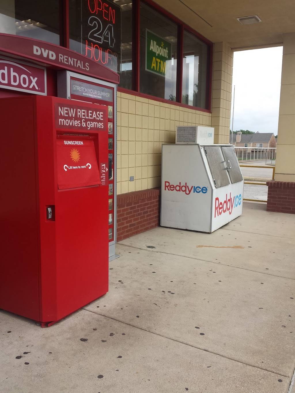 Redbox | 2454 Jupiter Rd, Plano, TX 75074 | Phone: (866) 733-2693