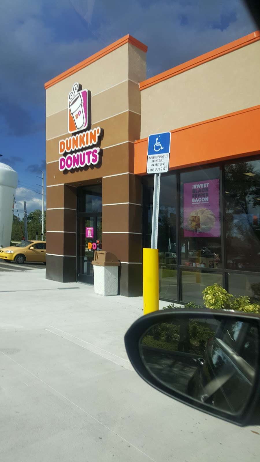 Dunkin Donuts | 813062000020, Deltona, FL 32738, USA