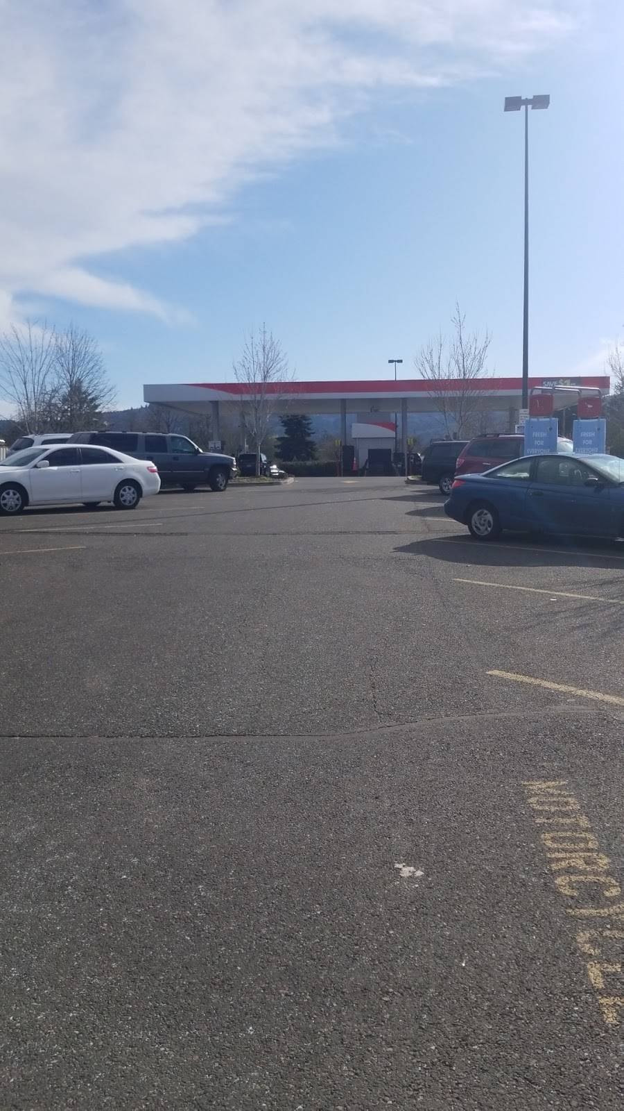 U.S. Bank ATM | 6850 N Lombard St, Portland, OR 97203, USA | Phone: (800) 872-2657