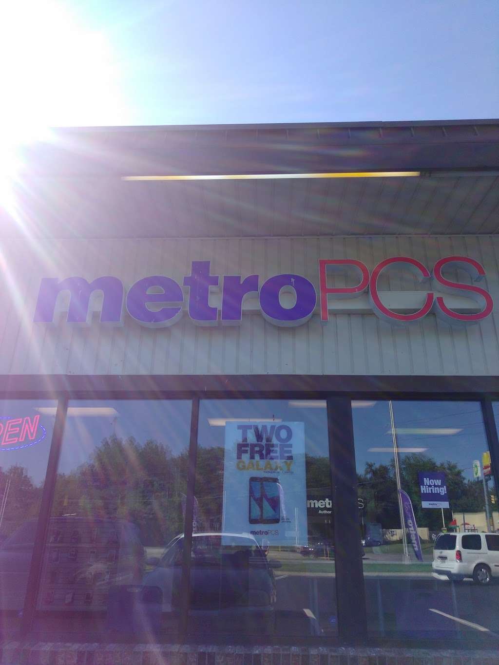 Metro by T-Mobile | 4897 Kentucky Ave, Indianapolis, IN 46221 | Phone: (317) 455-1546