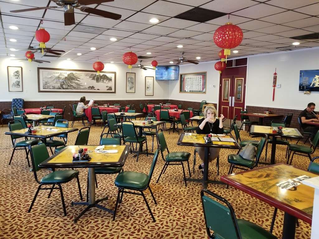 Feng Ling Restaurant | 11010 Westheimer Rd A, Houston, TX 77042, USA | Phone: (713) 782-3144