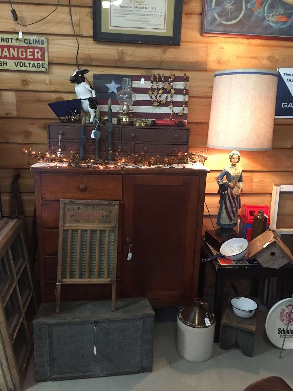 Blue Gate Pickens antiques & relics | 69 Nissley Ln, Holtwood, PA 17532 | Phone: (717) 284-6982