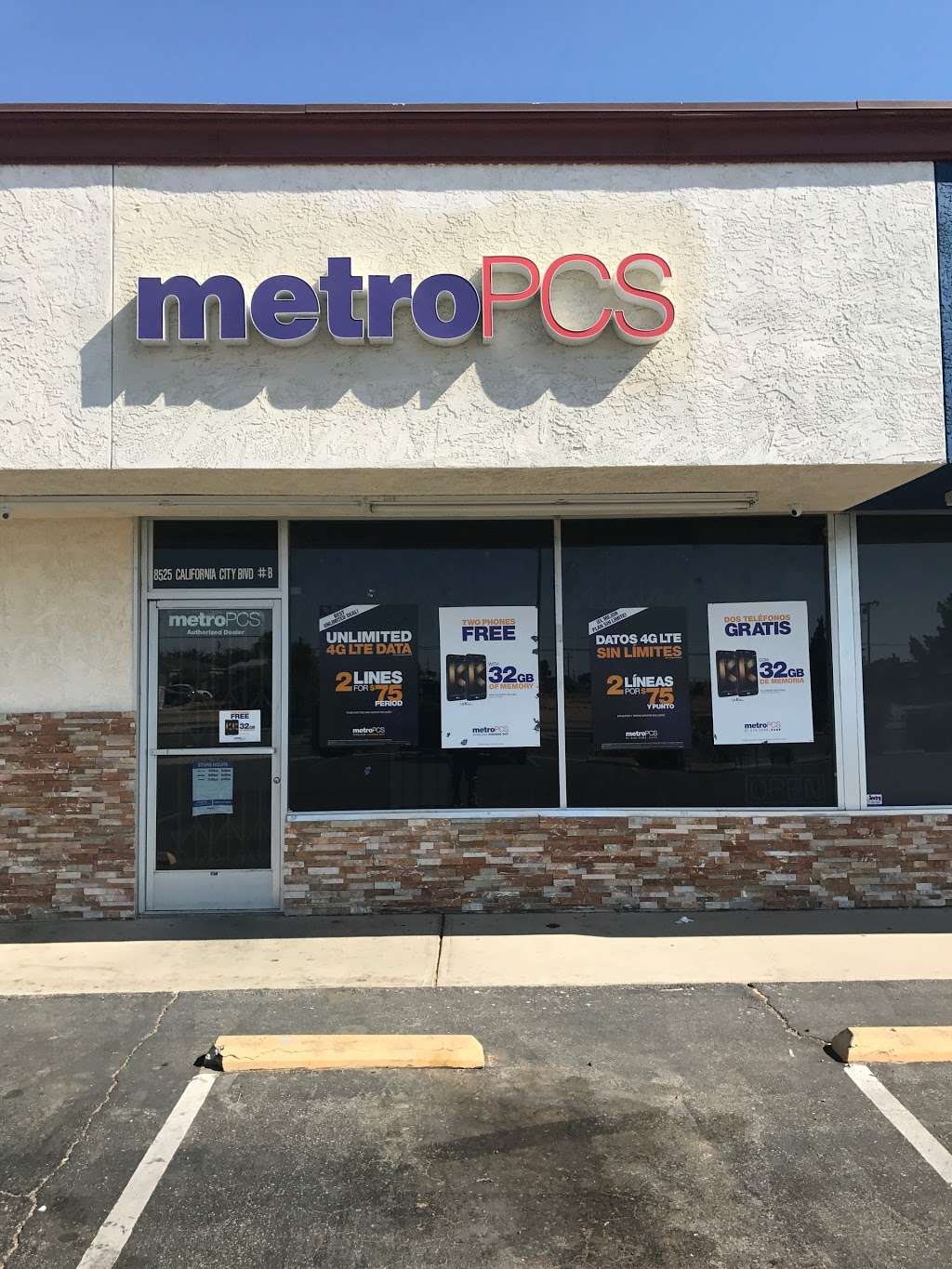 Metro by T-Mobile | 8525 California City Blvd Ste. B, California City, CA 93505, USA | Phone: (760) 338-3151