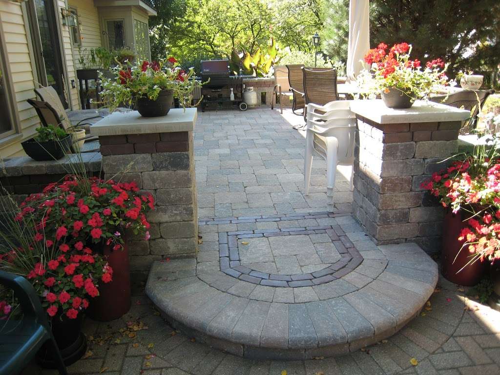 Whispering Hills Garden & Landscape Center | 8401 S Illinois Rte 31, Cary, IL 60013, USA | Phone: (847) 658-5610