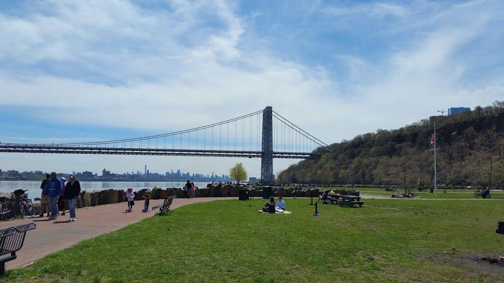 Palisades Interstate Park Commission: Ross Dock Picnic Area | Henry Hudson Dr, Fort Lee, NJ 07024, USA | Phone: (201) 768-1360