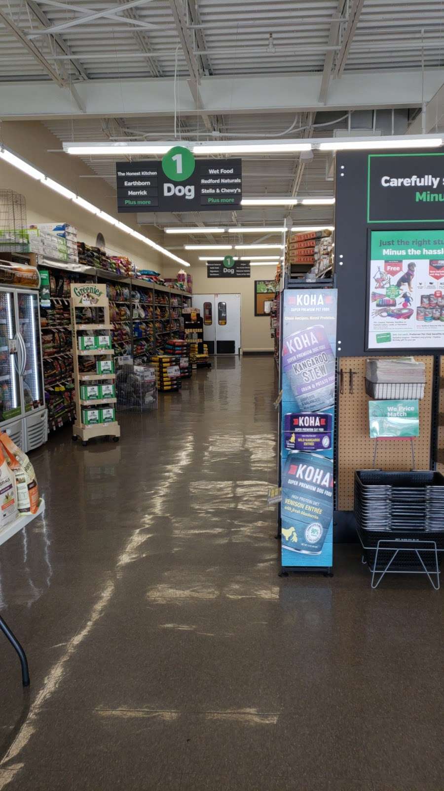 Pet Supplies Plus | 3701 S Orlando Dr, Sanford, FL 32773 | Phone: (407) 323-8176