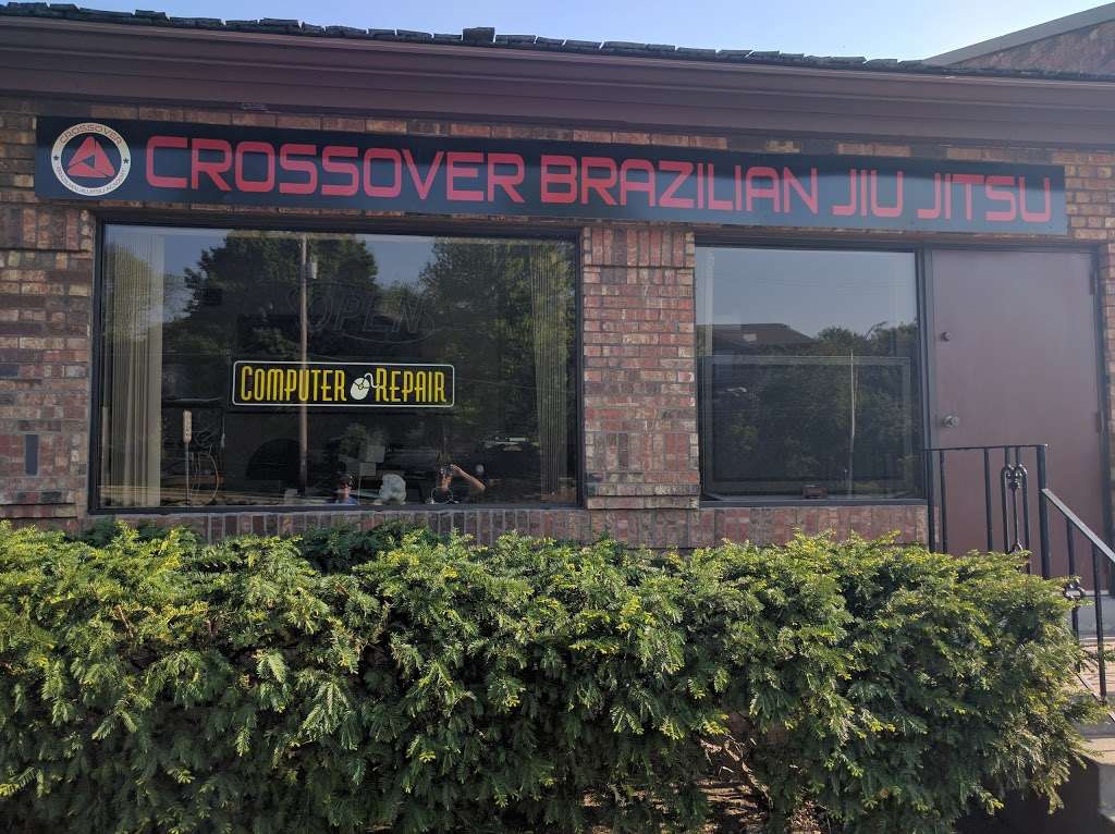 Crossover Brazilian Jiu Jitsu Academy | 11931 W Bluemound Rd, Wauwatosa, WI 53226, USA | Phone: (262) 751-2479