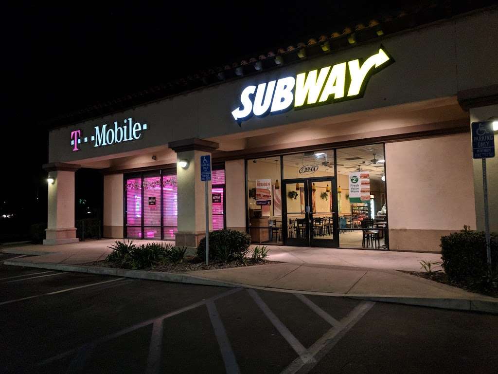 Subway Restaurants | 415 W Ventura Blvd Suite 300, Camarillo, CA 93010, USA | Phone: (805) 987-7661