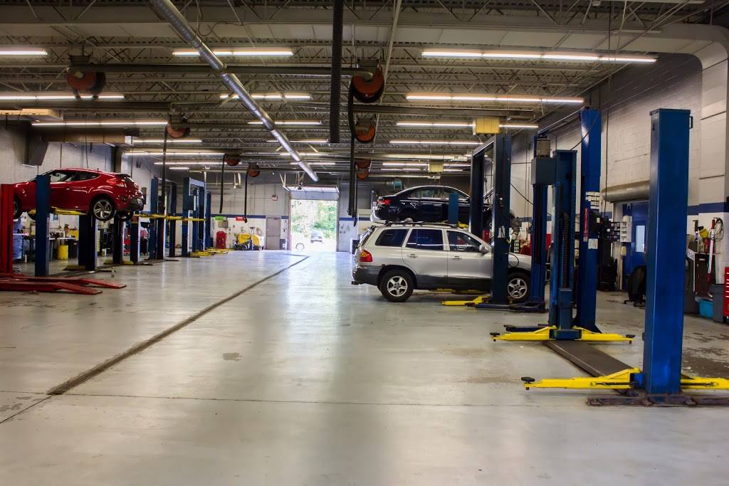 Dennis Collision Center | 2850 Morse Rd, Columbus, OH 43231, USA | Phone: (614) 416-2510