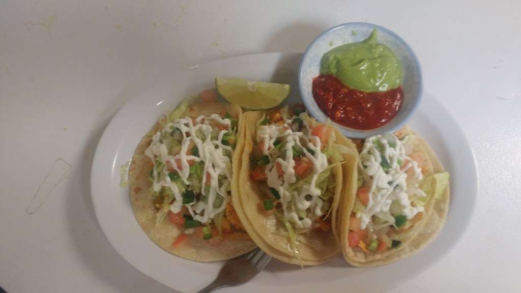 Restarant Tacos locos Honduras and mexican food | 1011, Philadelphia, PA 19123, USA | Phone: (267) 534-3758