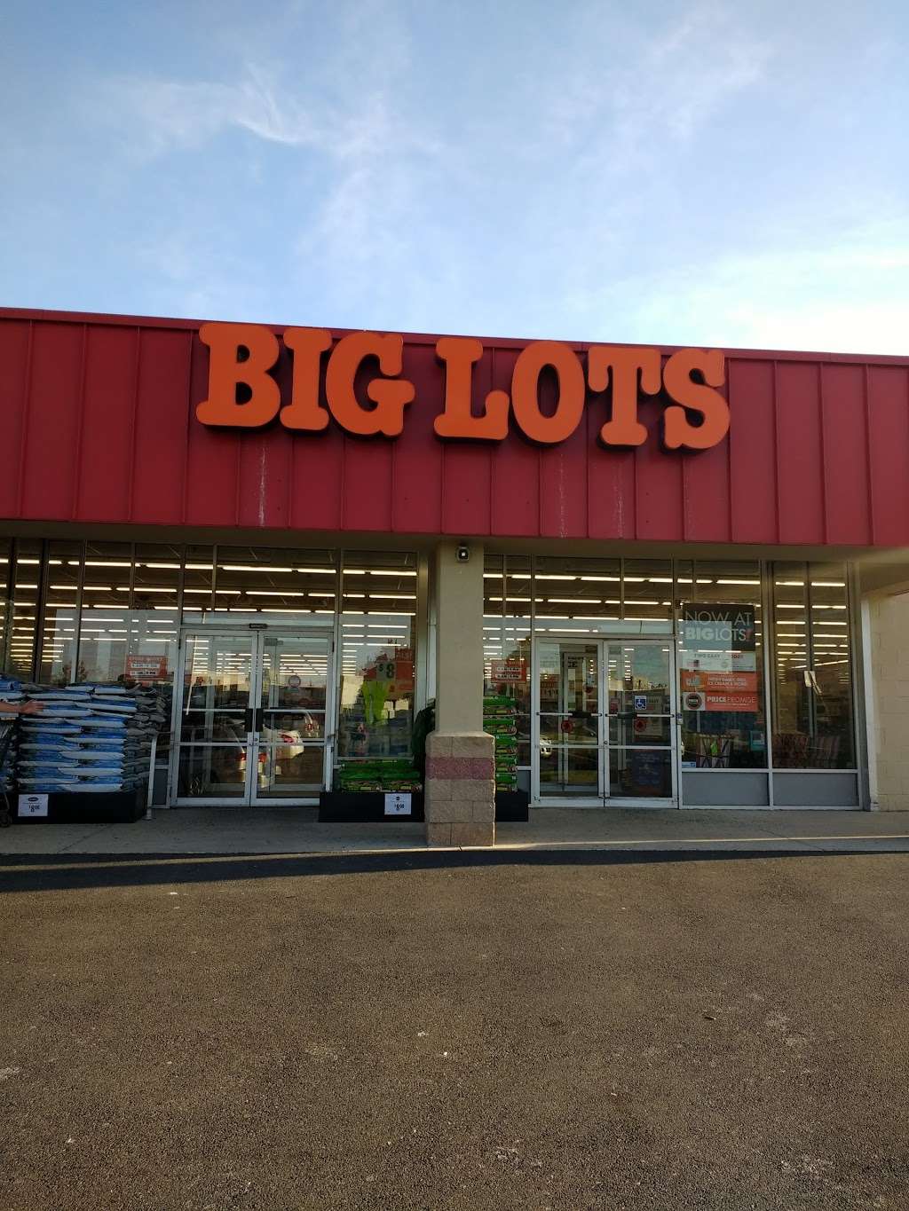 Big Lots | 2349 Lehigh St, Allentown, PA 18103, USA | Phone: (610) 791-6530