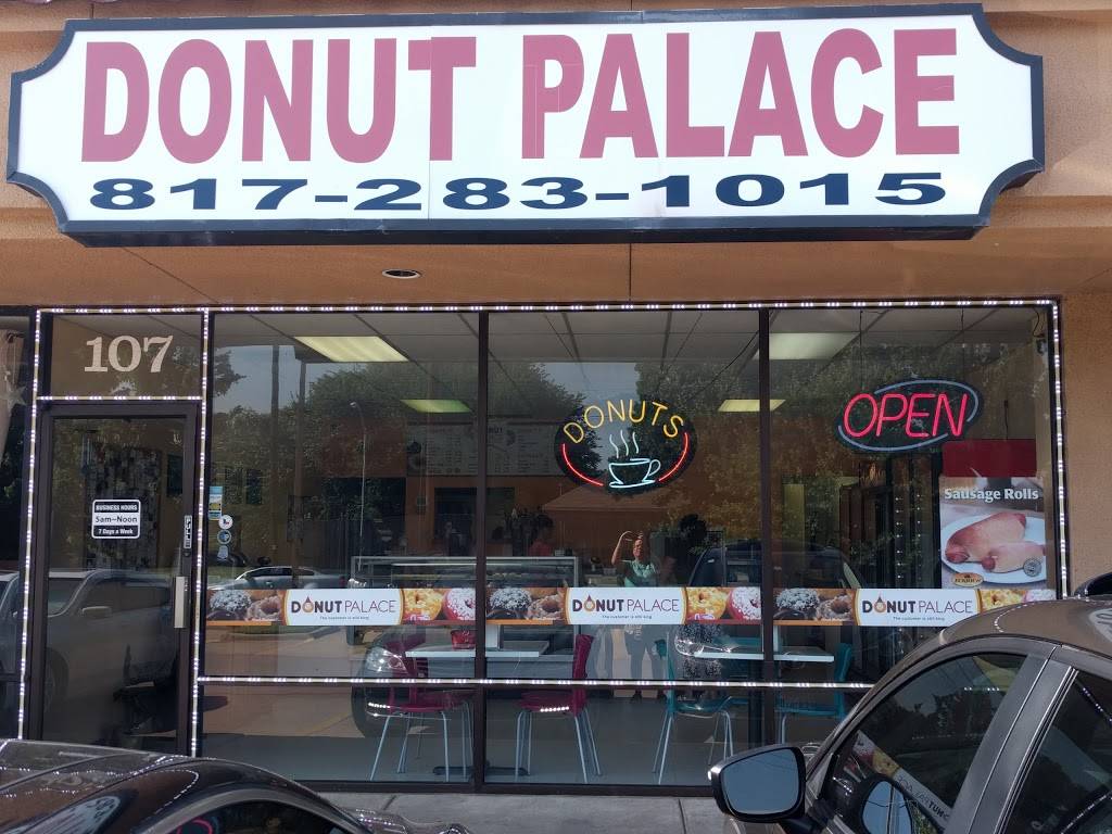 Donut Palace | 101 W Glade Rd #107, Euless, TX 76039, USA | Phone: (817) 283-1015