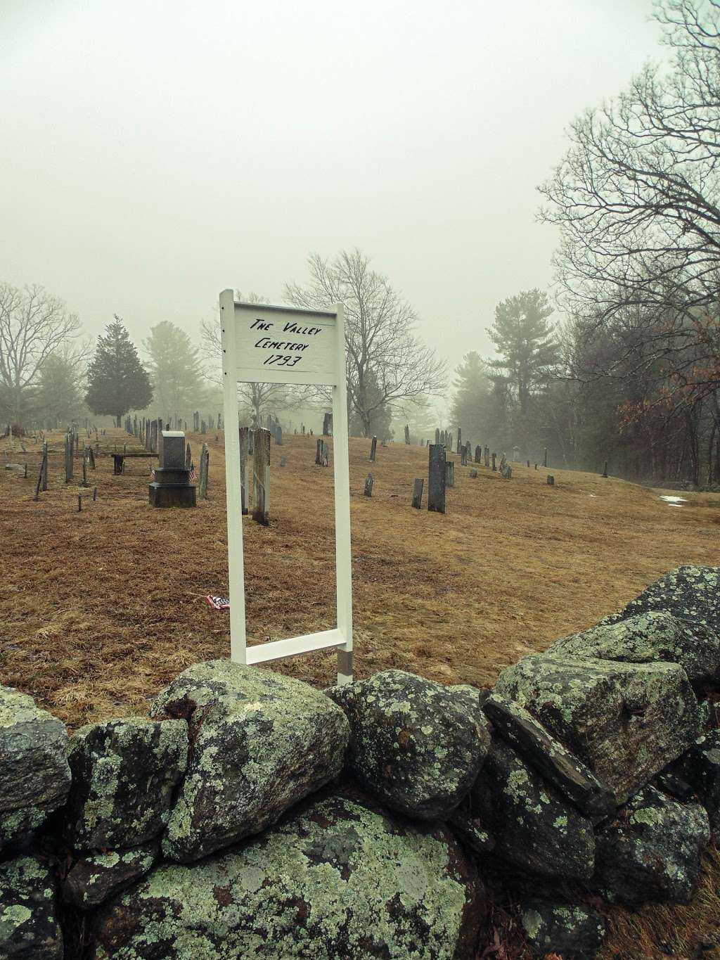 Valley Cemetery | Londonderry, NH 03053, USA