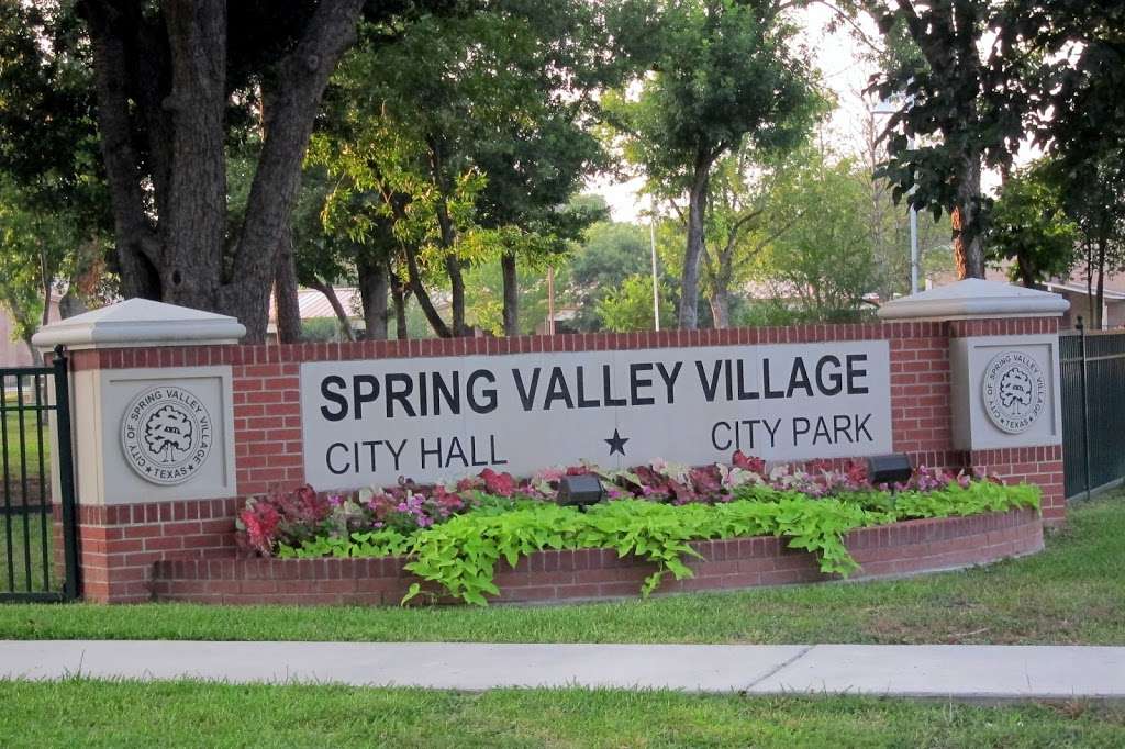 Spring Valley Village City Hall | 1025 Campbell Rd, Houston, TX 77055, USA | Phone: (713) 465-8308