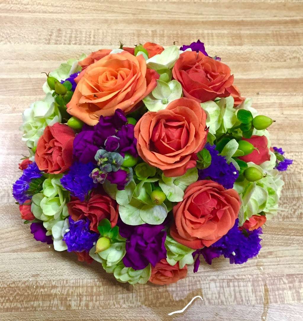 Worldgate Florist | 13073 Worldgate Dr, Herndon, VA 20170 | Phone: (703) 834-1600