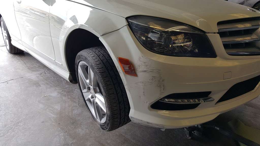 Advance Autobody & Paint | 951 Broadway, Chula Vista, CA 91911, USA | Phone: (619) 476-0099