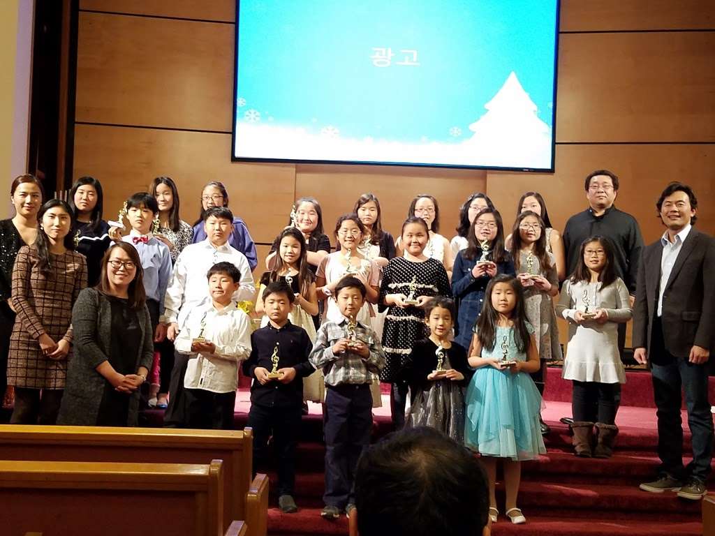 Calvary Presbyterian Church 갈보리 교회 | 704 McHenry Rd, Wheeling, IL 60090 | Phone: (847) 459-3080