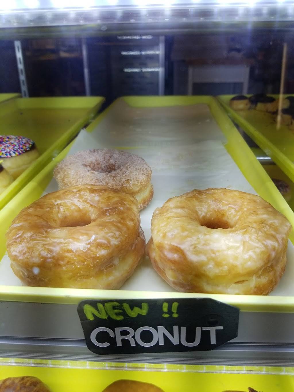 Donuts | 4637 Hedgcoxe Rd, Plano, TX 75024, USA | Phone: (469) 633-9709