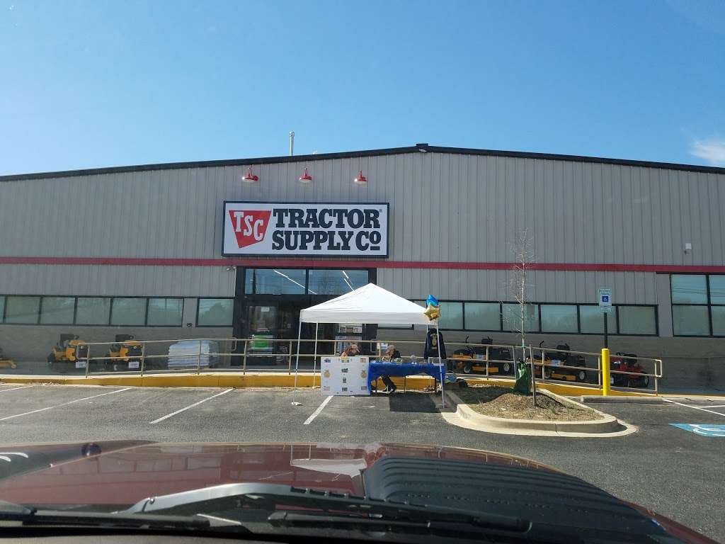 Tractor Supply Co. | 3150 North Solomons Island Rd, Huntingtown, MD 20639 | Phone: (410) 414-5111