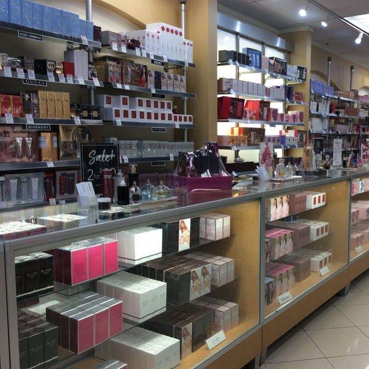 Perfumania | 8200 Vineland Ave, Orlando, FL 32821 | Phone: (407) 238-5380