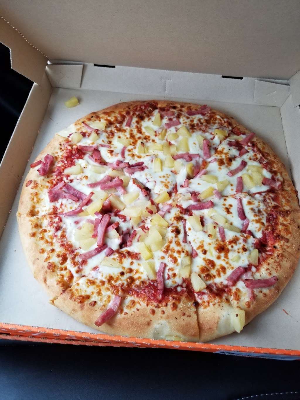 Little Caesars Pizza | 1009 W Alameda Ave, Burbank, CA 91506, USA | Phone: (818) 842-0502