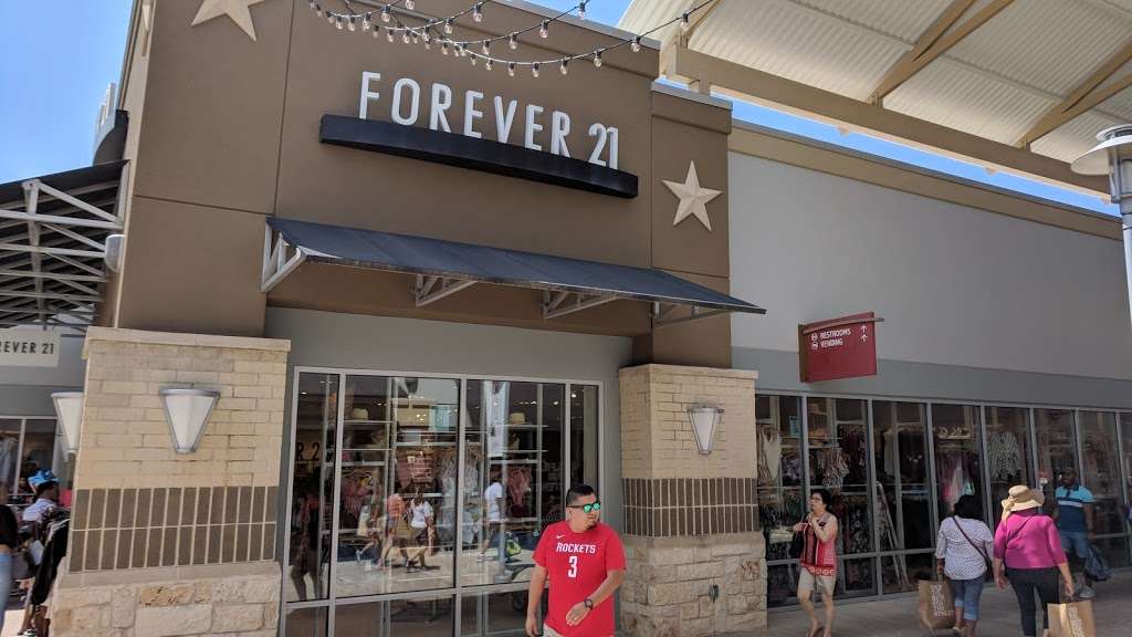 Forever 21 | 29300 Hempstead Rd #882, Cypress, TX 77433, USA | Phone: (281) 256-6390