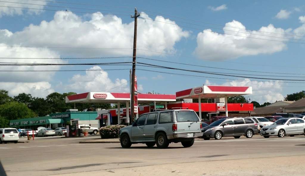 Conoco | 5265 Beechnut St, Houston, TX 77096, USA | Phone: (713) 664-7298