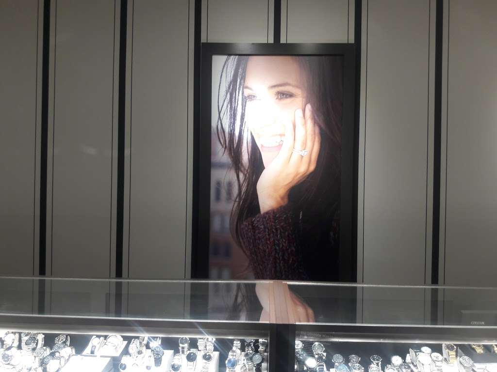 Kay Jewelers Outlet | 178 Great Mall Dr Suite 178, Milpitas, CA 95035, USA | Phone: (408) 263-6621