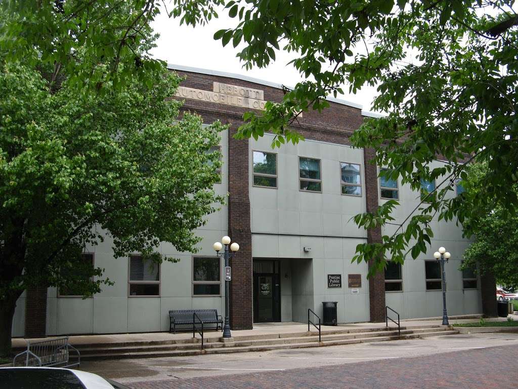 Pontiac Public Library | 211 E Madison St, Pontiac, IL 61764, USA | Phone: (815) 844-7229