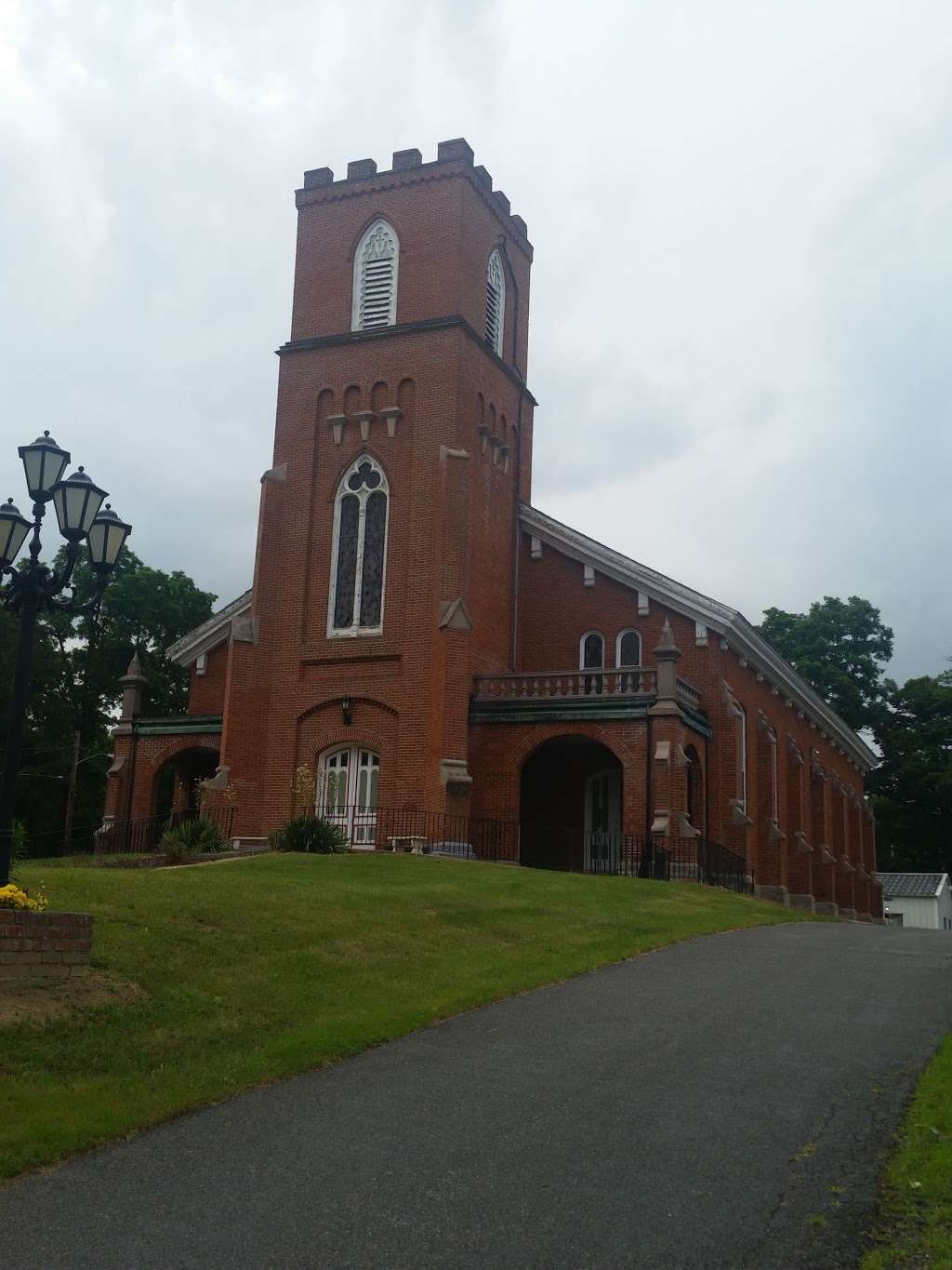 Brick Reformed Church | 1582 NY-17K, Montgomery, NY 12549, USA | Phone: (845) 457-5582