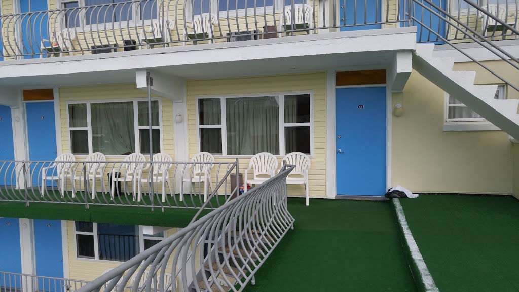 Sandpiper Motel | 1600 Ocean Ave, North Wildwood, NJ 08260 | Phone: (609) 522-7129