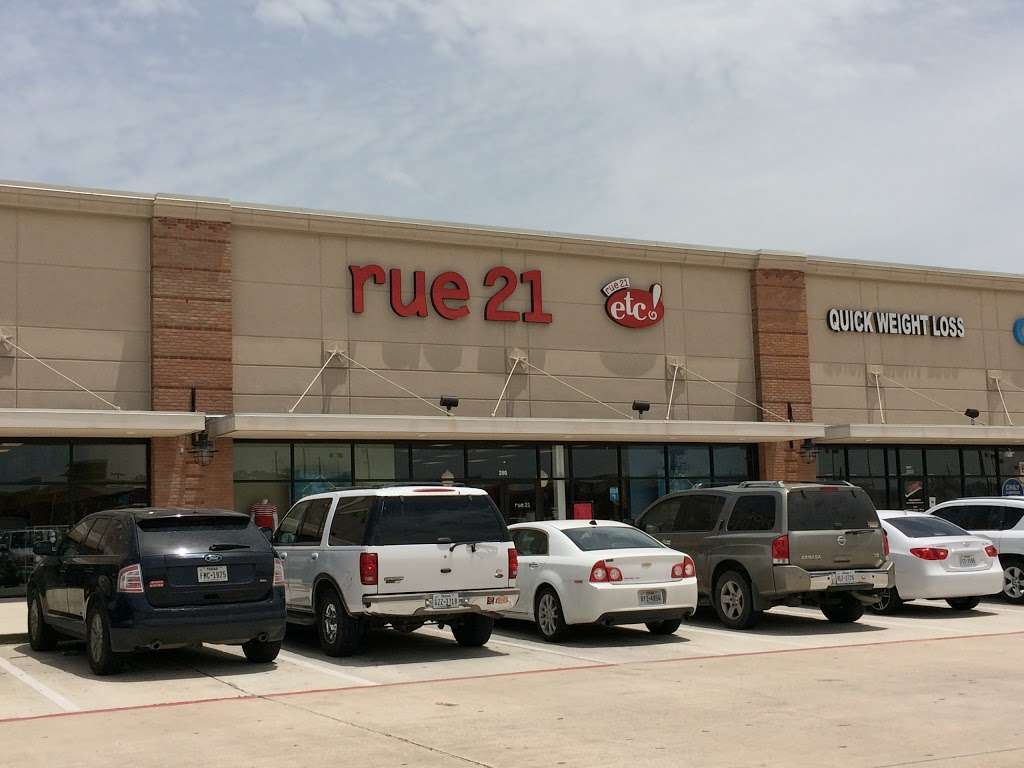 rue21 | 20506 Hwy 59, Suite 200, Humble, TX 77338, USA | Phone: (281) 319-4998