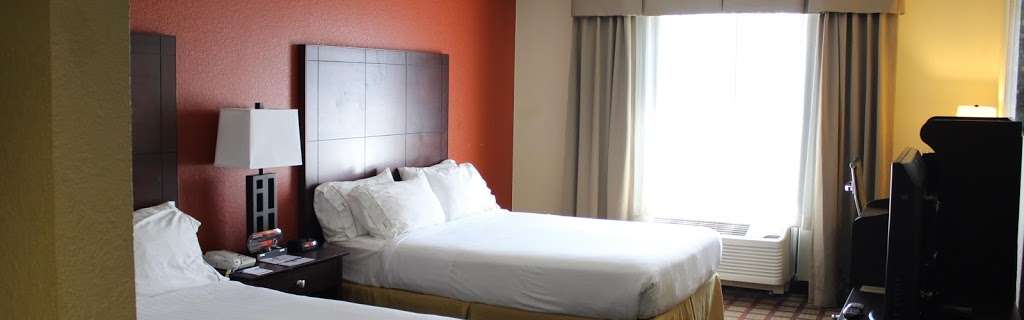 Holiday Inn Express & Suites Chicago-Algonquin | 2595 Bunker Hill Dr, Algonquin, IL 60102, USA | Phone: (847) 458-6000