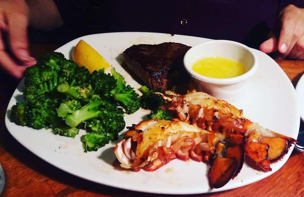 Outback Steakhouse | 7575 Beach Blvd, Buena Park, CA 90620, USA | Phone: (714) 523-5788