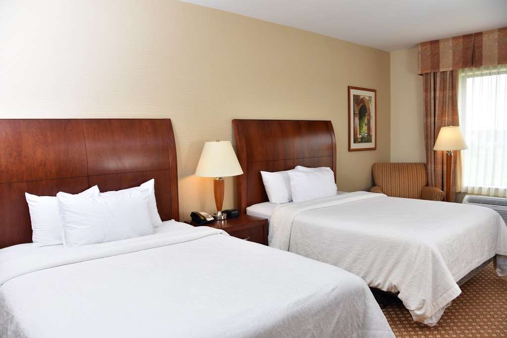 Hilton Garden Inn Oconomowoc | 1443 Pabst Farms Blvd, Oconomowoc, WI 53066, USA | Phone: (262) 200-2222