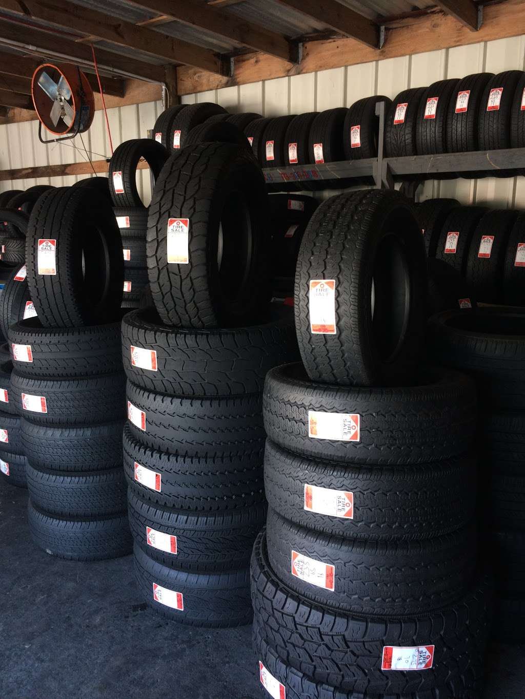 Naranis Inspections & tire service | 1333 Almeda Genoa Rd, Houston, TX 77047 | Phone: (832) 940-0740