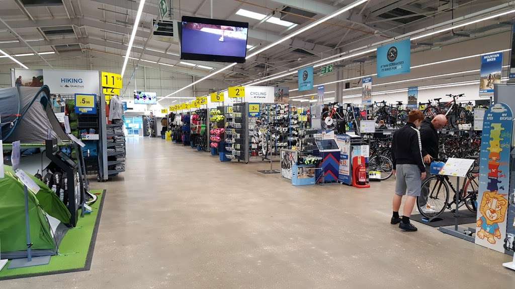 Decathlon Harlow | The Queensgate Centre, Edinburgh Way, Harlow CM20 2DA, UK | Phone: 01279 418299