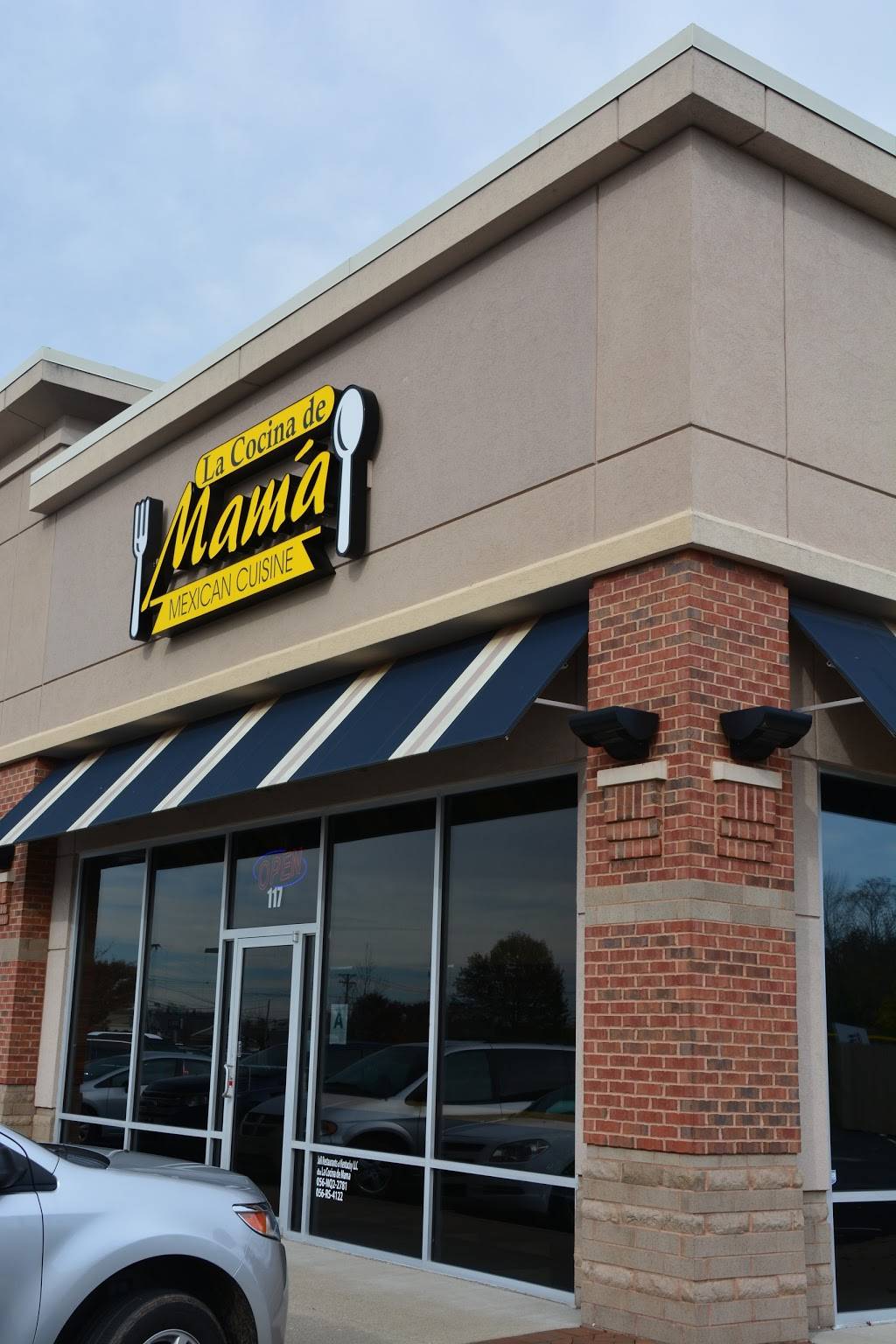 La Cocina de Mama | 2809 N Hurstbourne Pkwy, Louisville, KY 40223, USA | Phone: (502) 822-3506