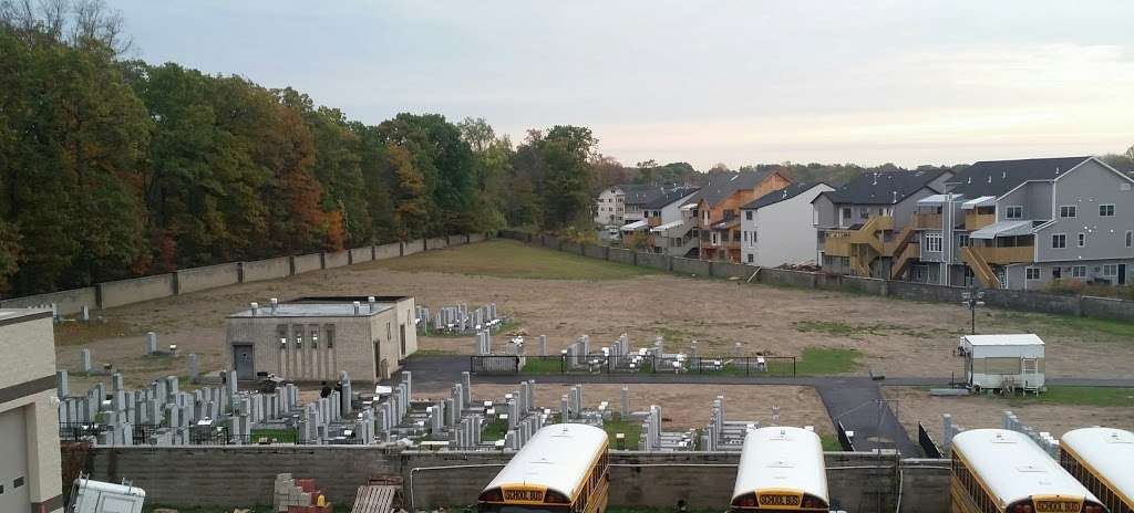 New Square Cemetary | Bais Hachaim Way, New Square, NY 10977, USA | Phone: (845) 222-3100