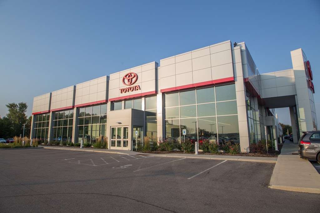 Toyota of Brookfield | 20655 W Capitol Dr, Brookfield, WI 53045, USA | Phone: (262) 236-7992