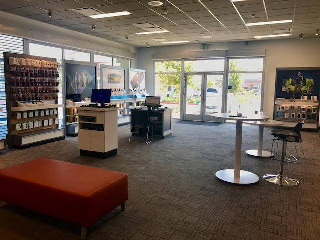 AT&T Store | 13809 E Whittier Blvd, Whittier, CA 90605, USA | Phone: (562) 945-5262