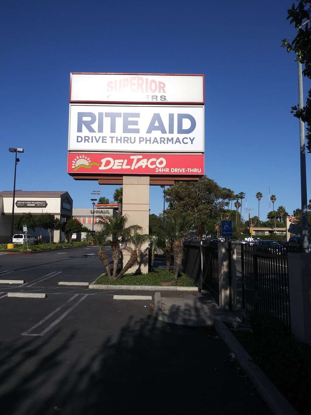 La Brea / Obama | Los Angeles, CA 90016, USA