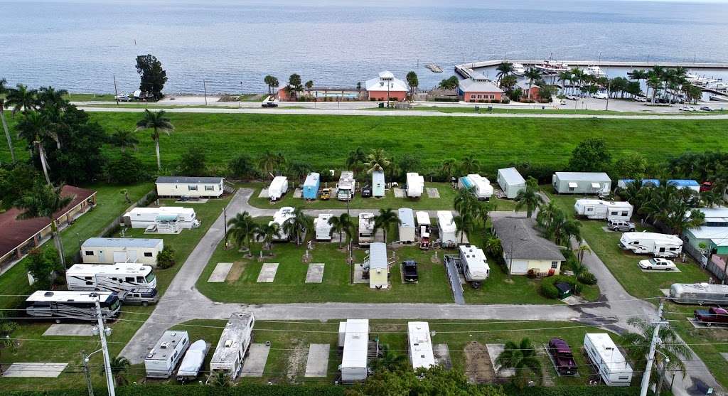 Pahokee Beach RV Resort | 297 W Main St, Pahokee, FL 33476, USA | Phone: (561) 951-4663