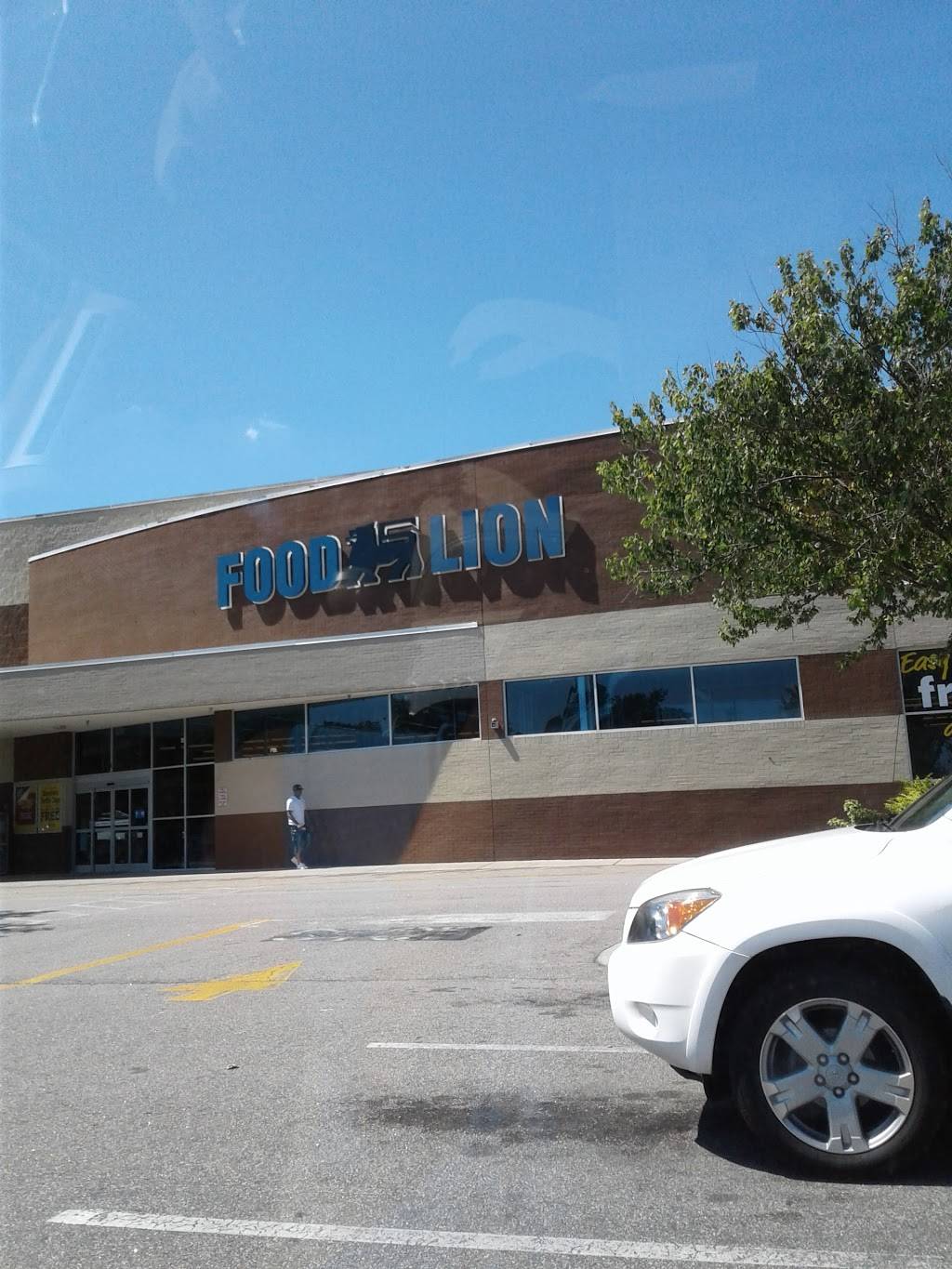 Food Lion | 1030 N Rogers Ln Ste 125 Ste 125, Raleigh, NC 27610, USA | Phone: (919) 792-0321