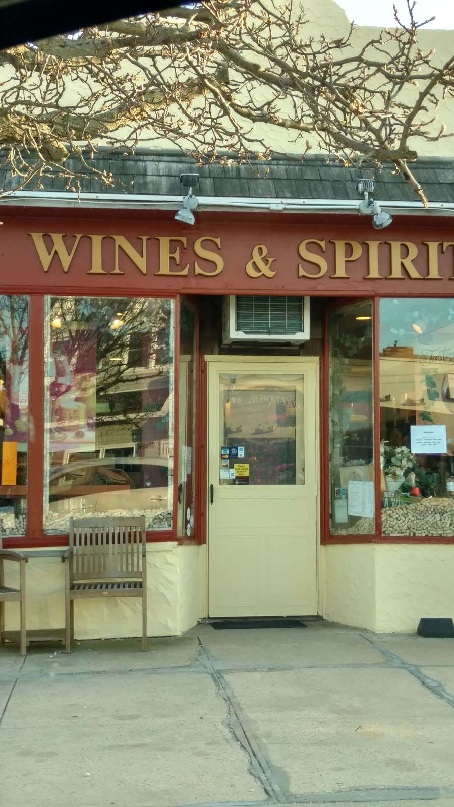 Point Lookout Liquor Store | 53 Lido Blvd, Point Lookout, NY 11569, USA | Phone: (516) 432-3492