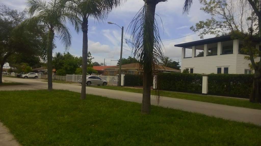 SE 4 Av & E Okeechobee Rd | Hialeah, FL 33010, USA